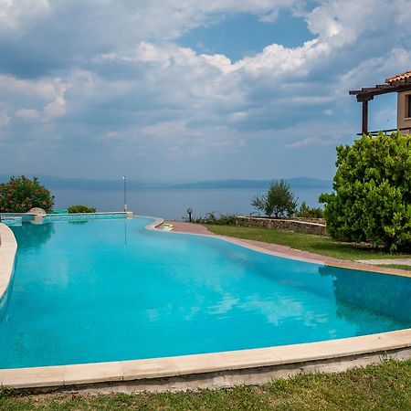 Blue Thea Luxury Villa In Afitos Exterior foto